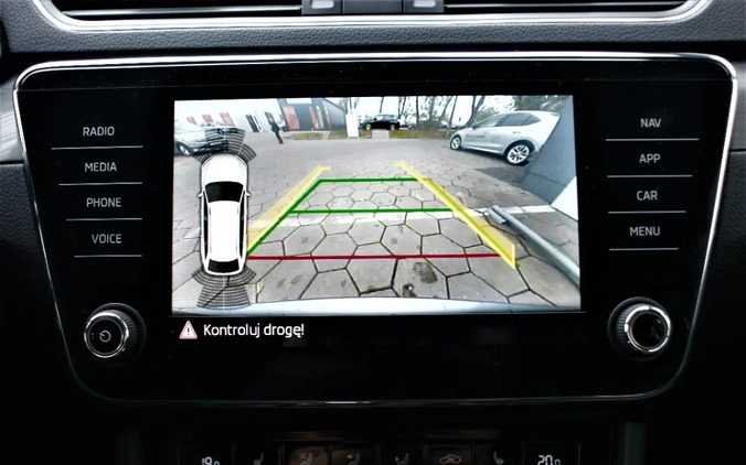 Skoda Superb cena 110900 przebieg: 80166, rok produkcji 2019 z Kielce małe 326